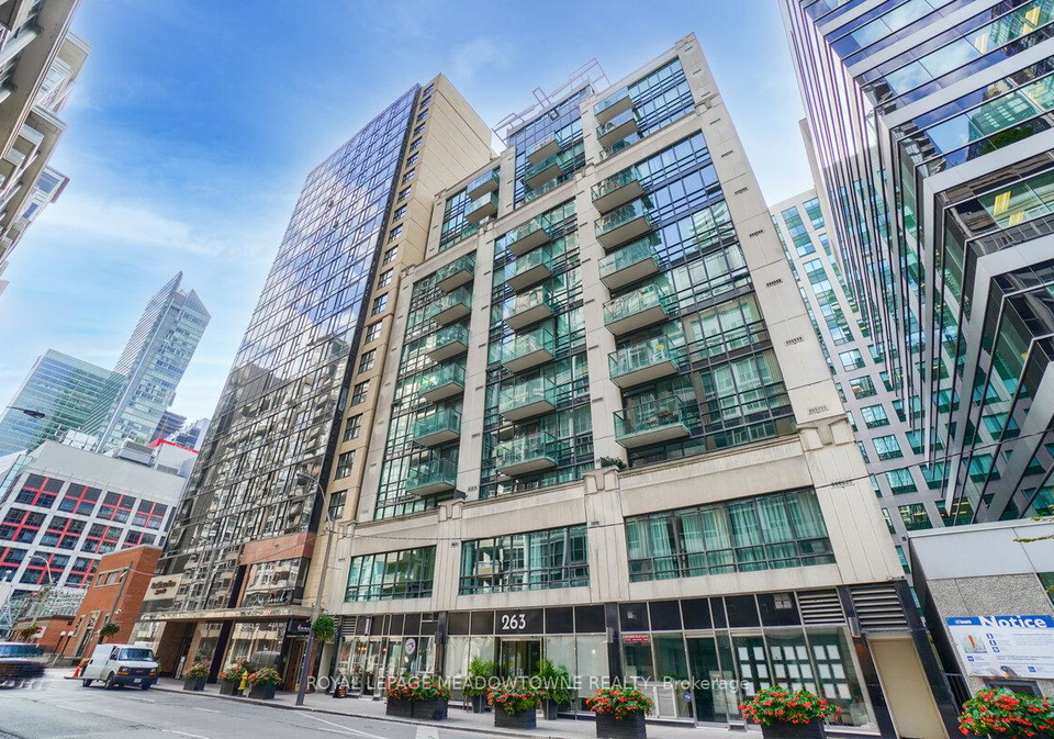 263-wellington-street-w-toronto-ontario-c13129180