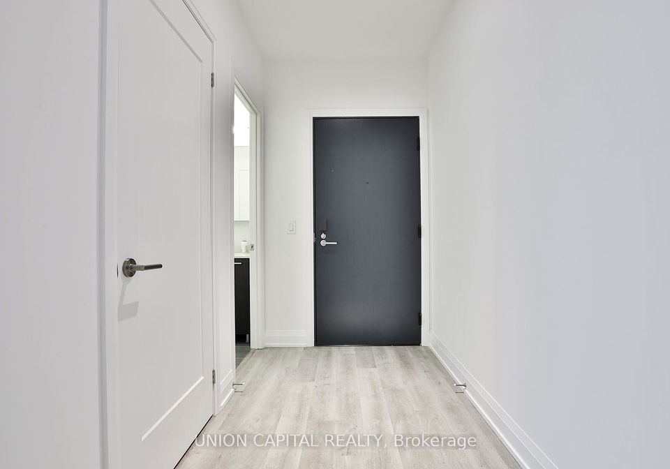 65-broadway-avenue-toronto-ontario-c13129272
