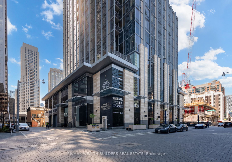 11-yorkville-avenue-toronto-ontario-c13129372