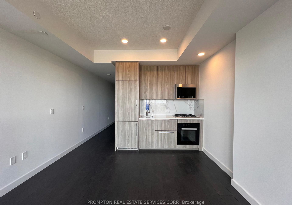 18-esther-shiner-boulevard-north-york-ontario-c13129400