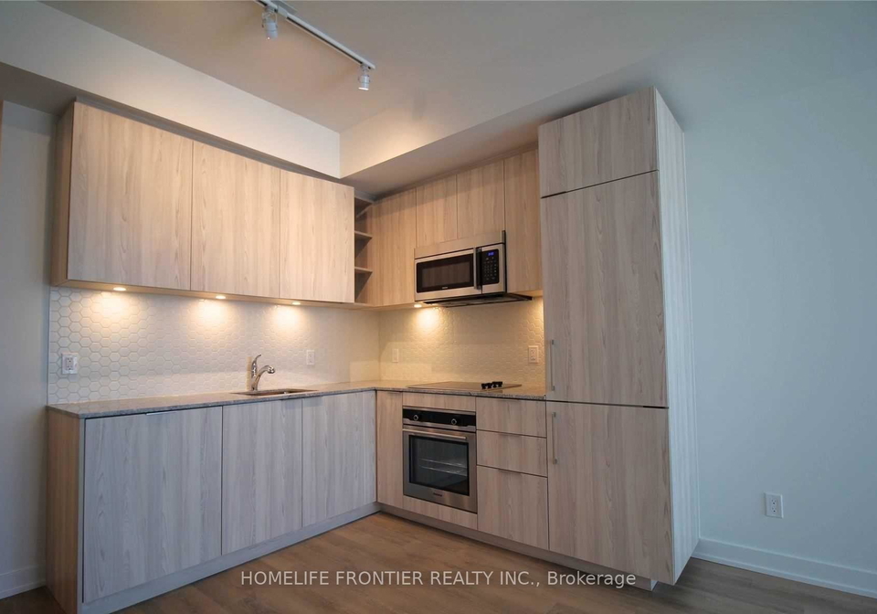 50-ordnance-street-toronto-ontario-c13129444