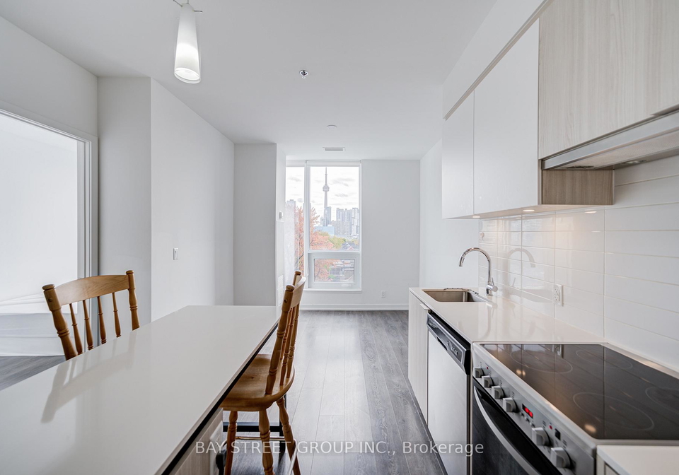 203-college-street-toronto-ontario-c13129466