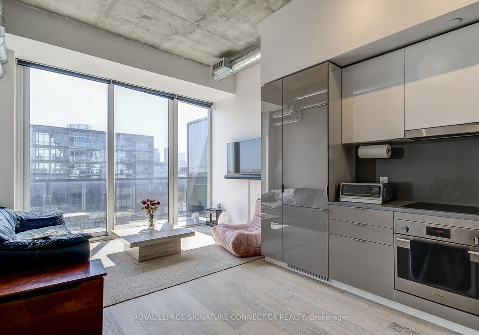 170-bayview-avenue-toronto-ontario-c13129470