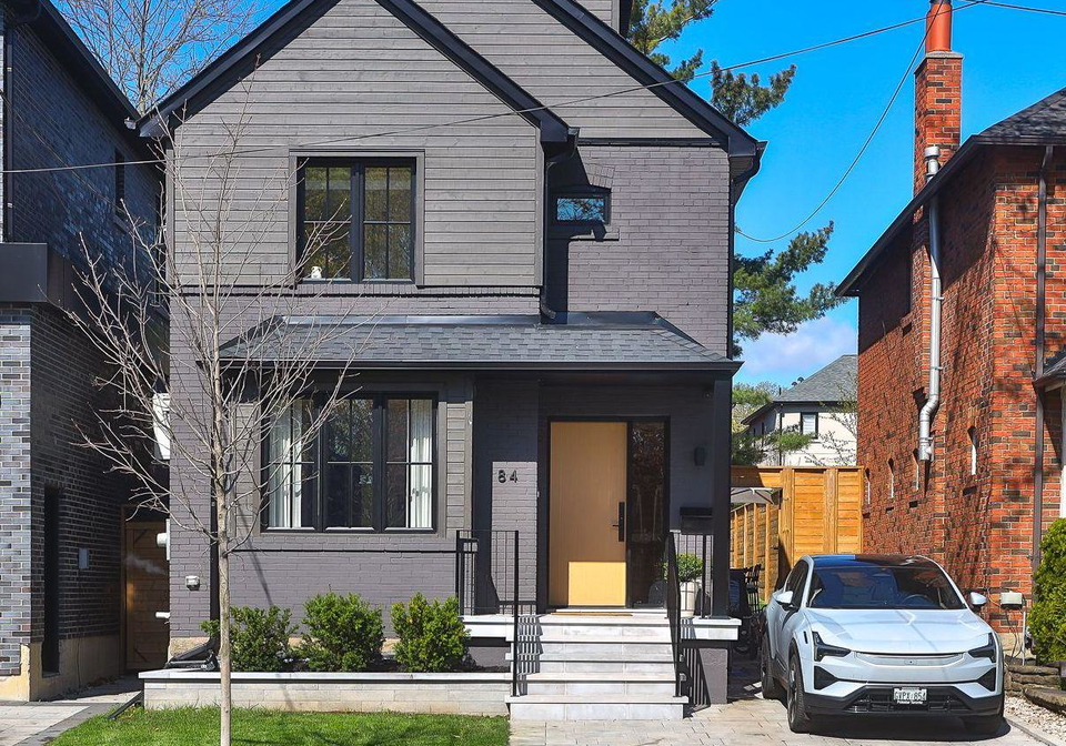 84-hanna-road-east-york-ontario-c13129636