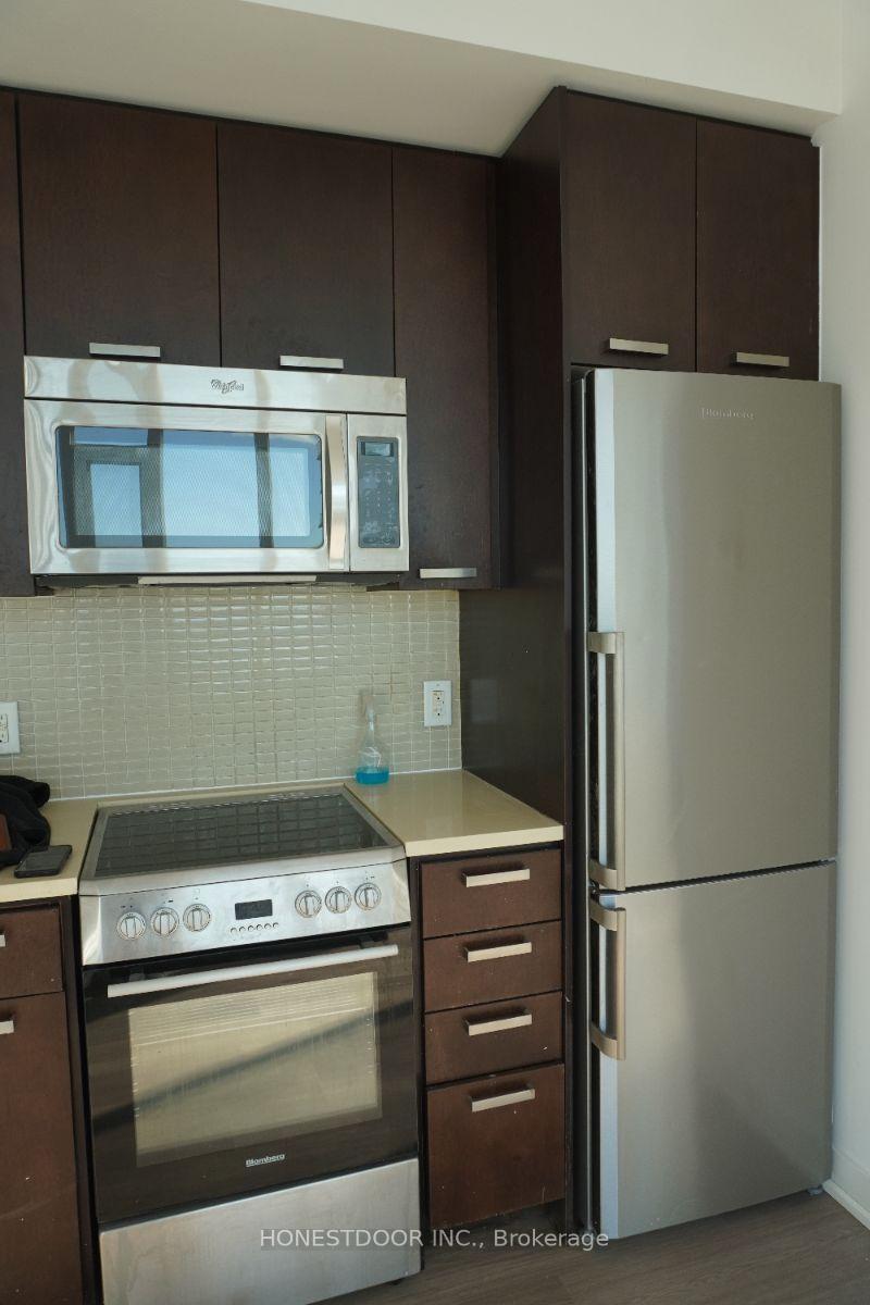 295-adelaide-street-w-toronto-ontario-c13129750