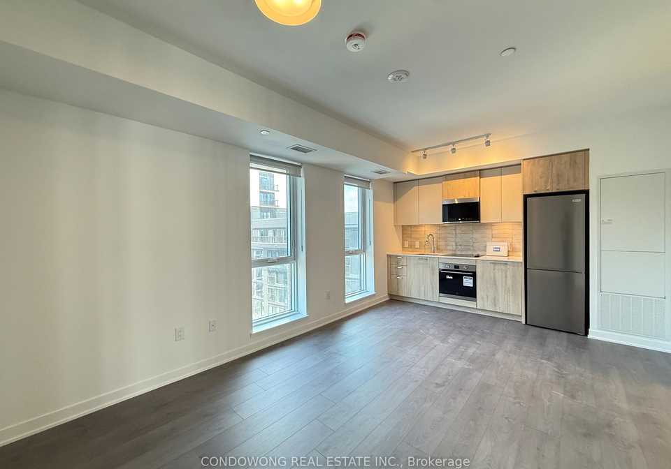 10-oak-street-toronto-ontario-c13130120