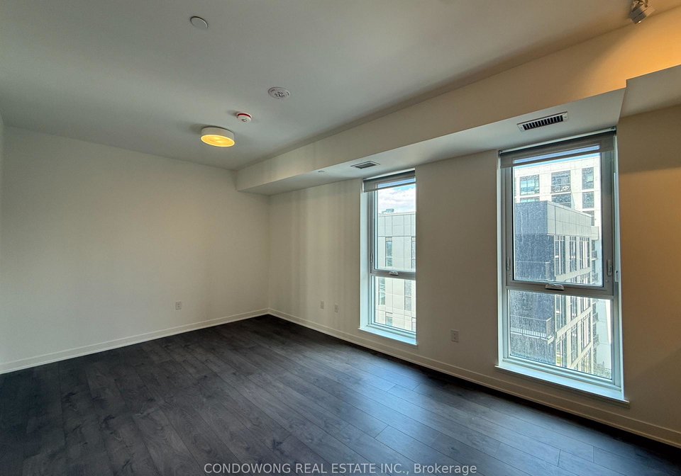 10-oak-street-toronto-ontario-c13130120