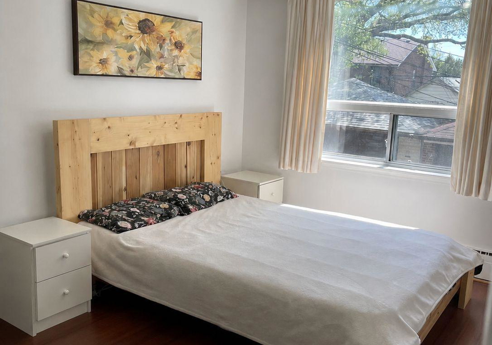 45-clovelly-avenue-toronto-ontario-c13130344