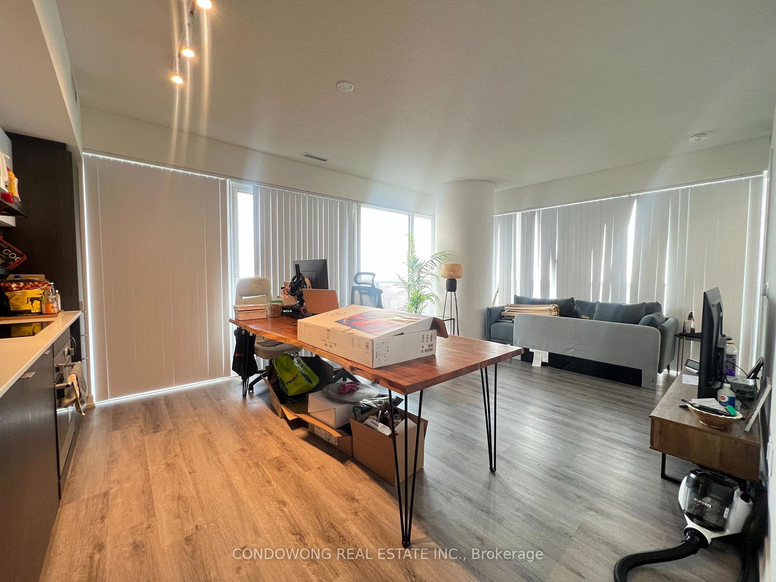 138-downes-street-toronto-ontario-c13130358
