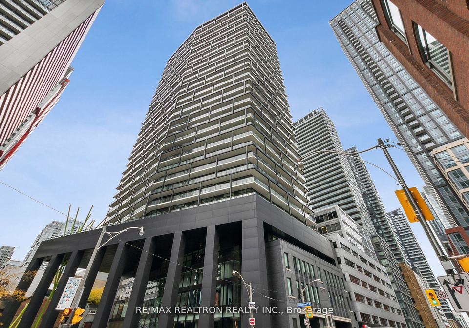 125-peter-street-toronto-ontario-c13130572
