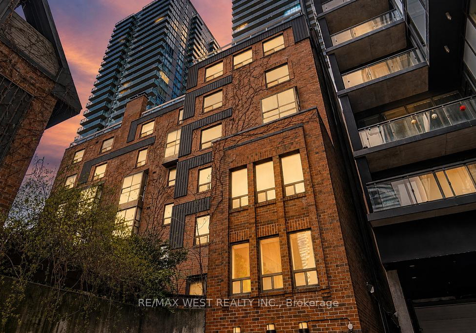 19-dundonald-street-toronto-ontario-c13130706