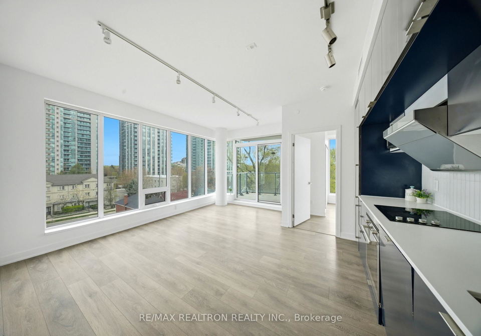 28-avondale-avenue-north-york-ontario-c13130764