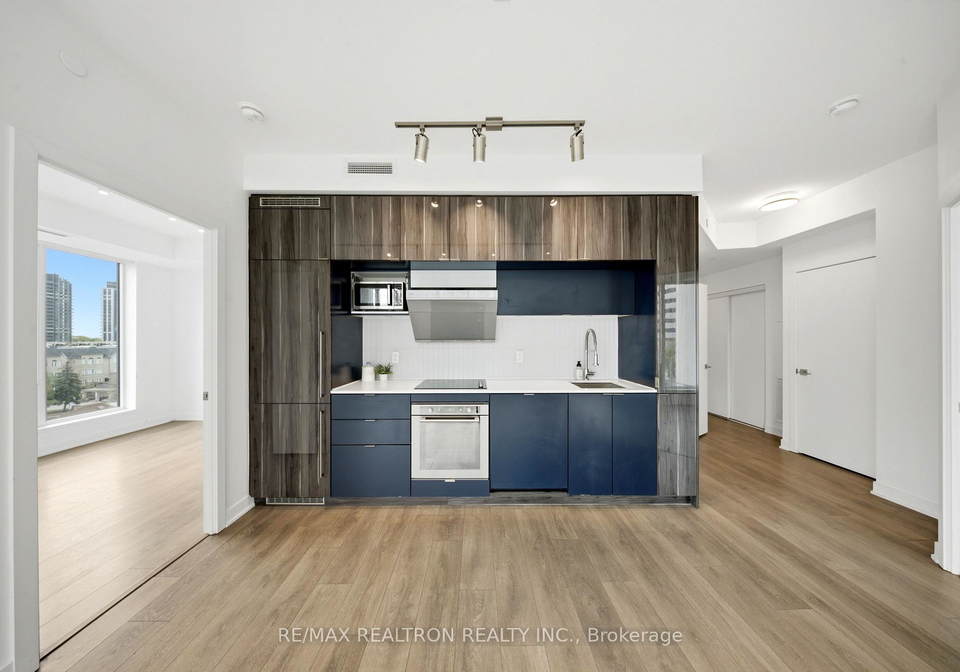 28-avondale-avenue-north-york-ontario-c13130764