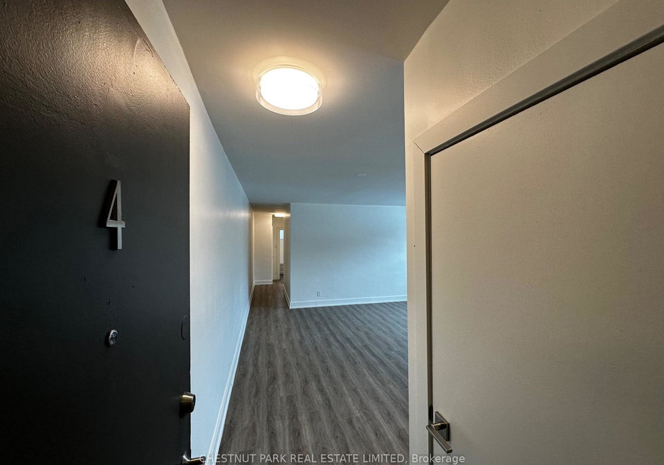6-wingreen-court-north-york-ontario-c13130774