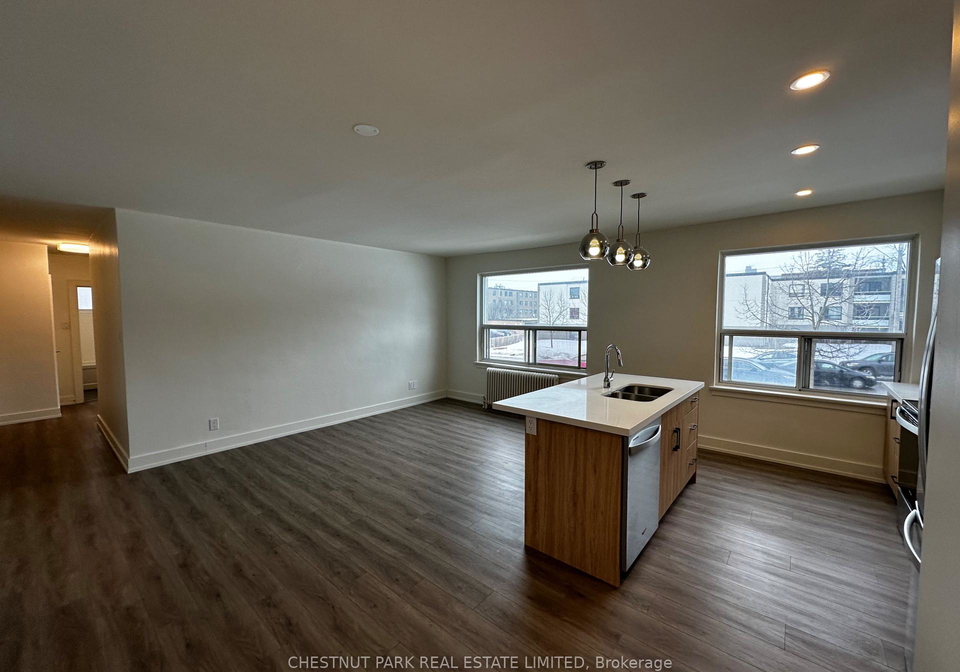 6-wingreen-court-north-york-ontario-c13130774