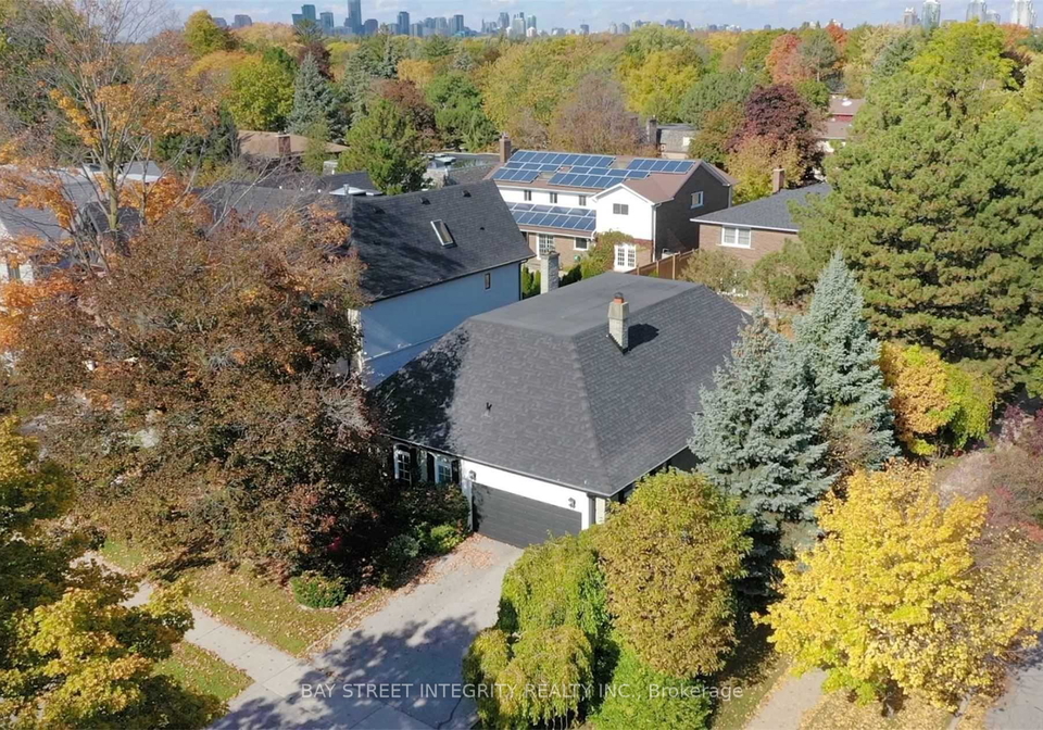 46-caravan-drive-north-york-ontario-c13130916