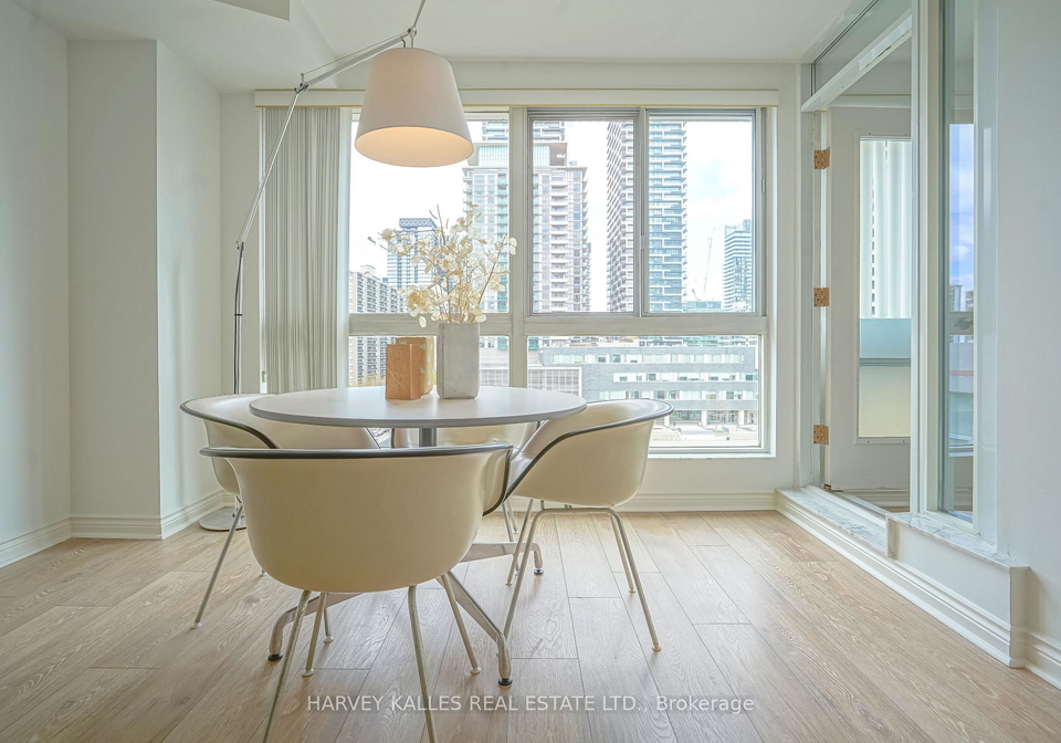 7-broadway-avenue-toronto-ontario-c13130968