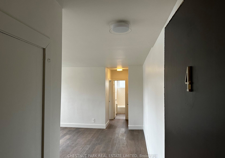 1-wingreen-court-north-york-ontario-c13131054