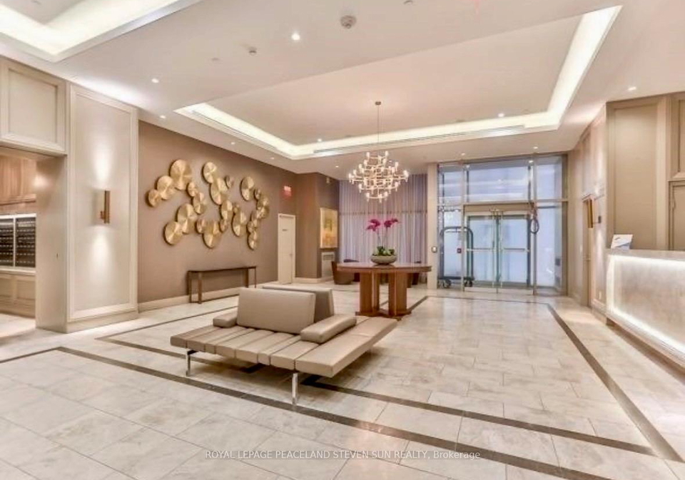 155-yorkville-avenue-toronto-ontario-c13131220