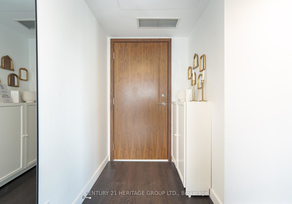 38-widmer-street-toronto-ontario-c13131236