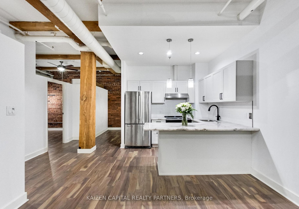 90-sherbourne-street-toronto-ontario-c13131300