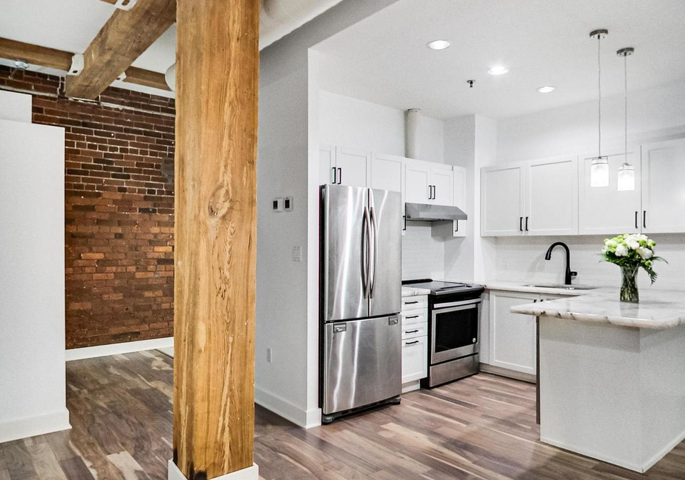 90-sherbourne-street-toronto-ontario-c13131300