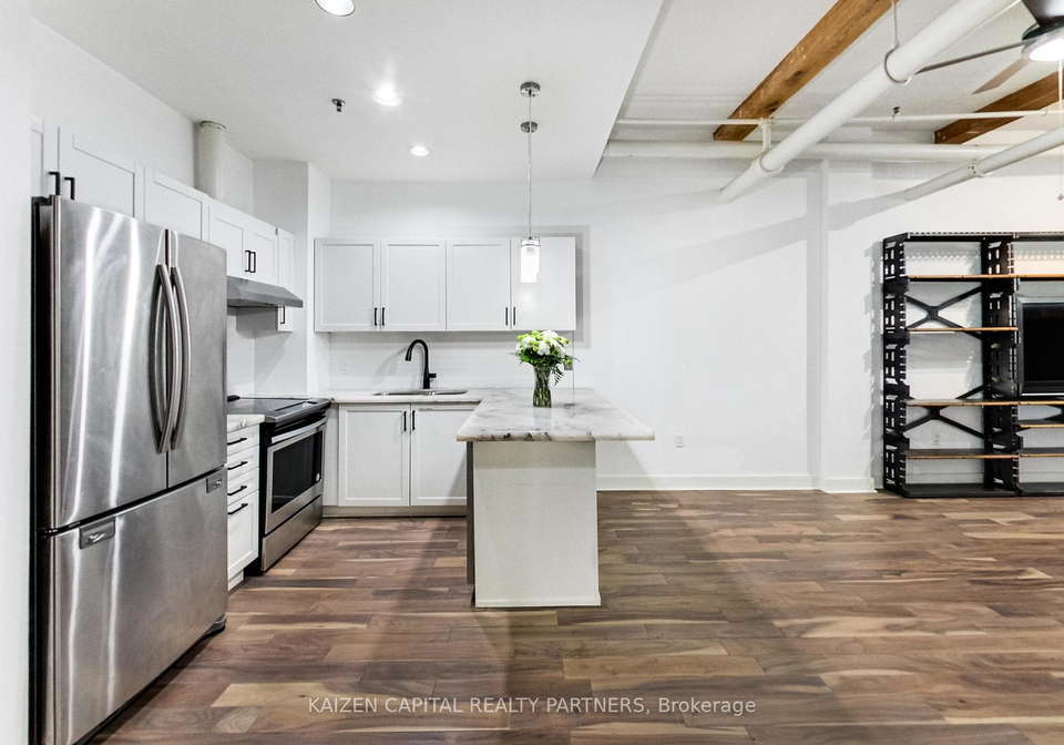 90-sherbourne-street-toronto-ontario-c13131300