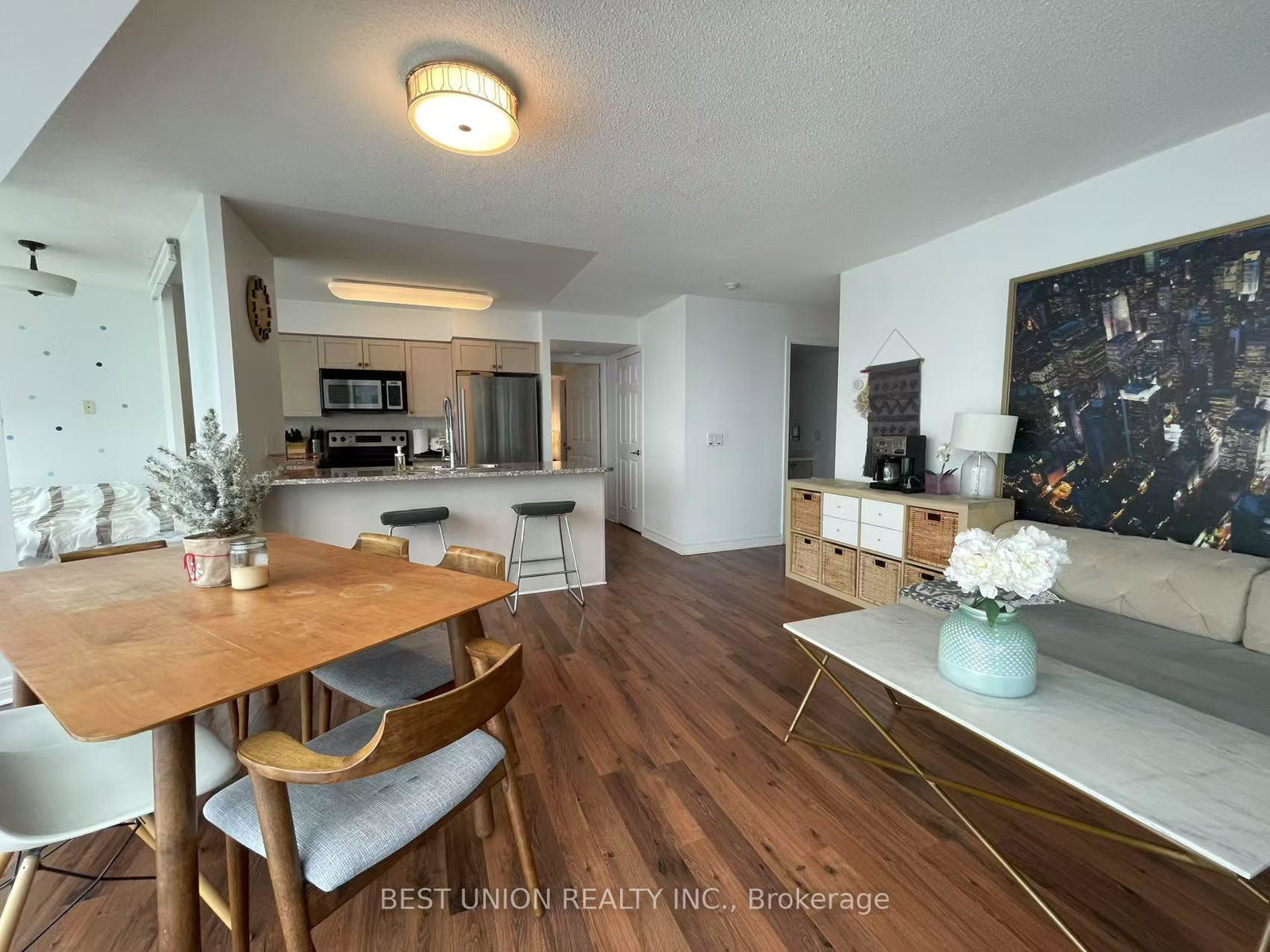 30-grand-trunk-crescent-toronto-ontario-c13131414