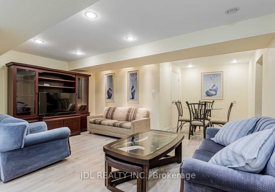 50-silverview-drive-north-york-ontario-c13131472