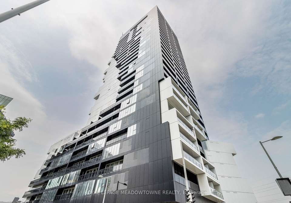 170-bayview-avenue-toronto-ontario-c13131496