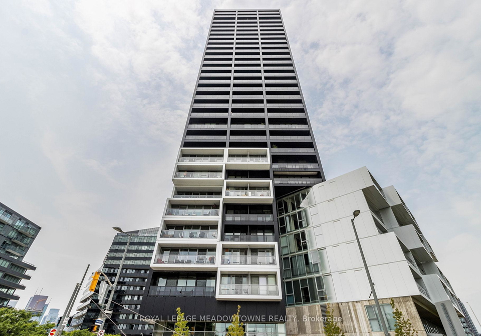 170-bayview-avenue-toronto-ontario-c13131496