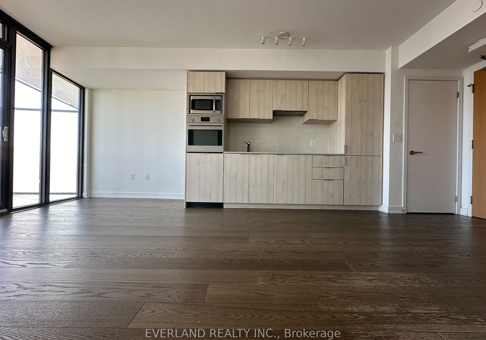 11-wellesley-street-toronto-ontario-c13131622