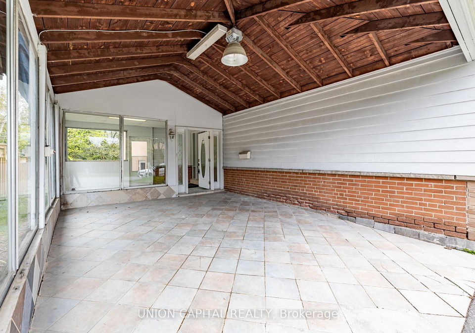 34-lisburn-crescent-north-york-ontario-c13131752