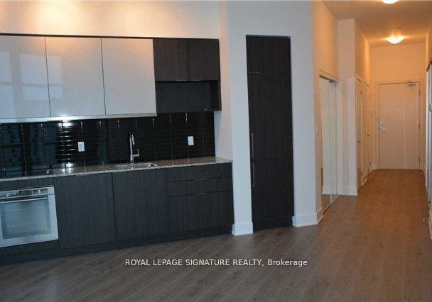 99-the-donway-w-north-york-ontario-c13131858