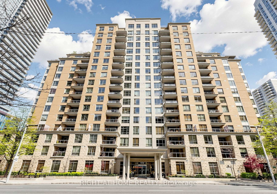 123-eglinton-avenue-e-toronto-ontario-c13132016