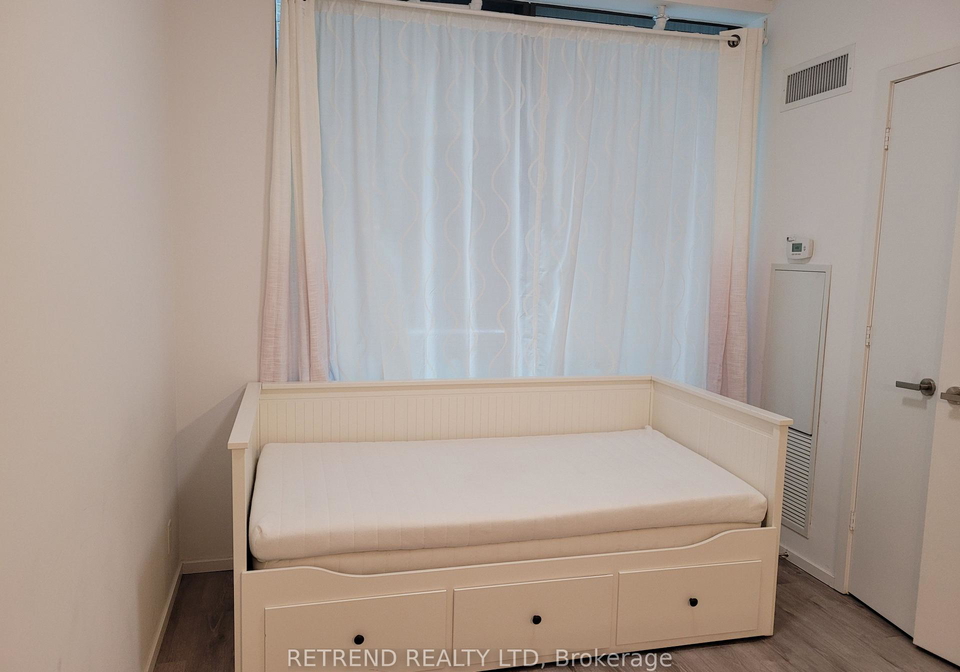 5-st-joseph-street-toronto-ontario-c13132114