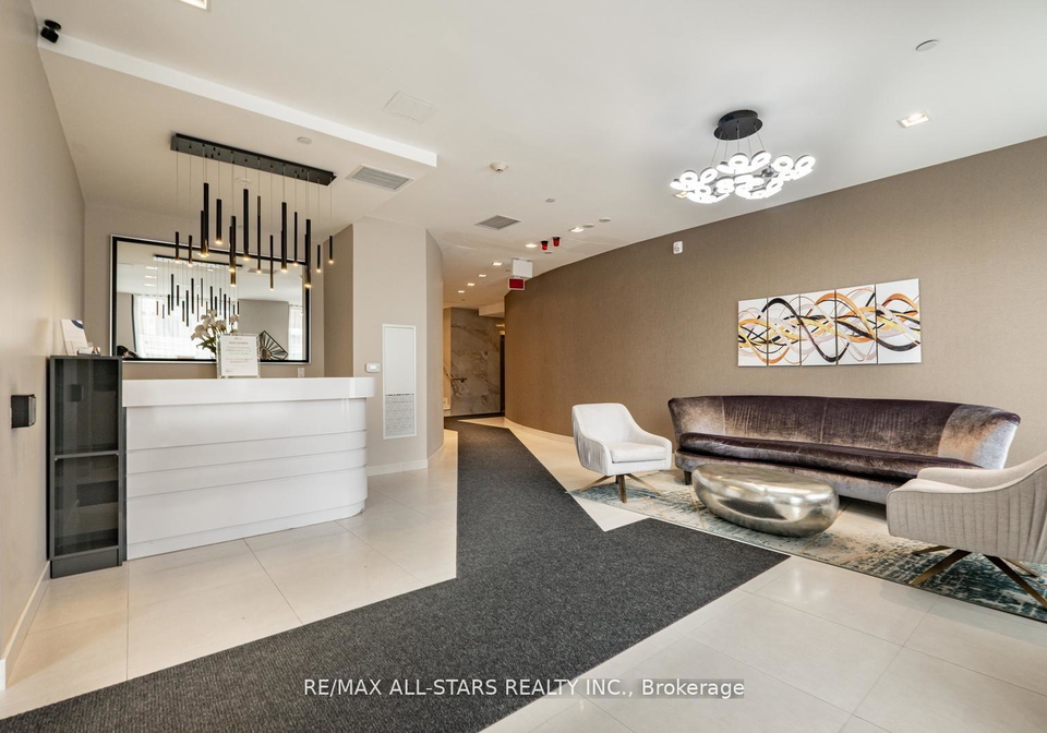 741-sheppard-avenue-w-toronto-ontario-c13132146