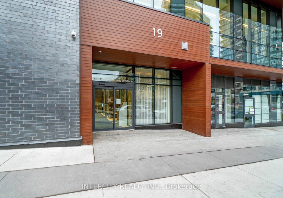 19-western-battery-road-toronto-ontario-c13132538