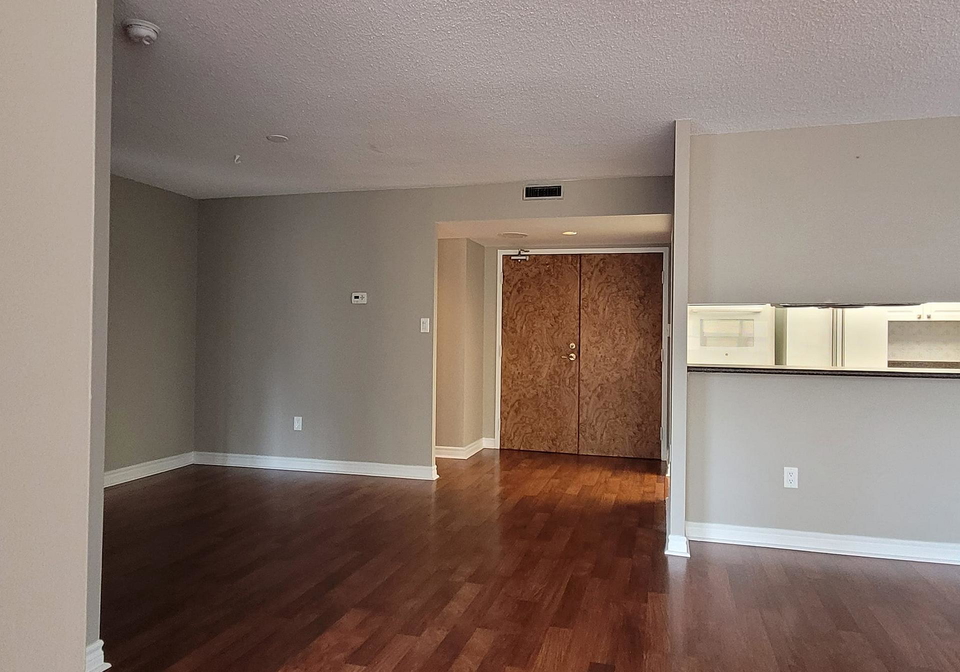 71-charles-street-e-toronto-ontario-c13132546