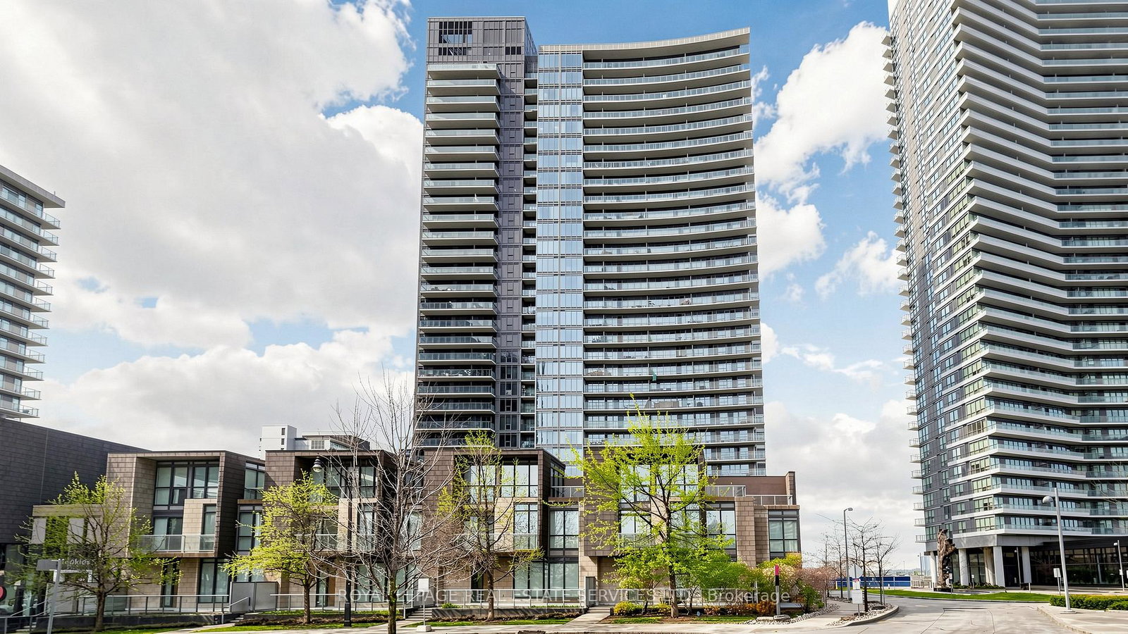 121-mcmahon-drive-north-york-ontario-c13132582