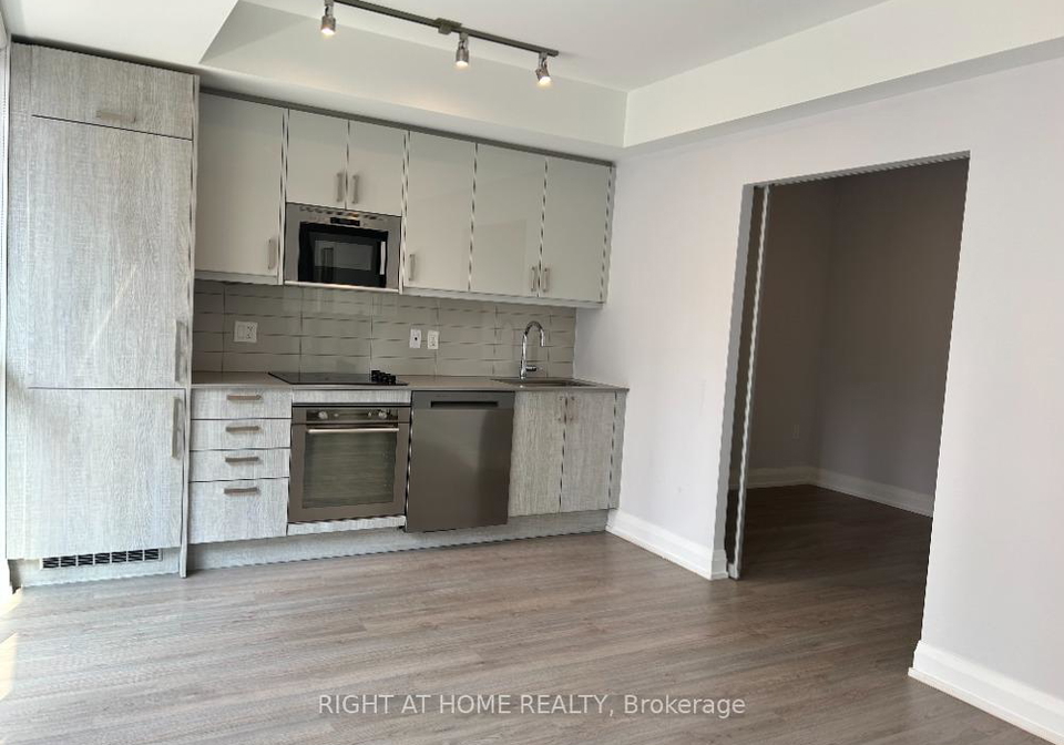 77-mutual-street-toronto-ontario-c13132794