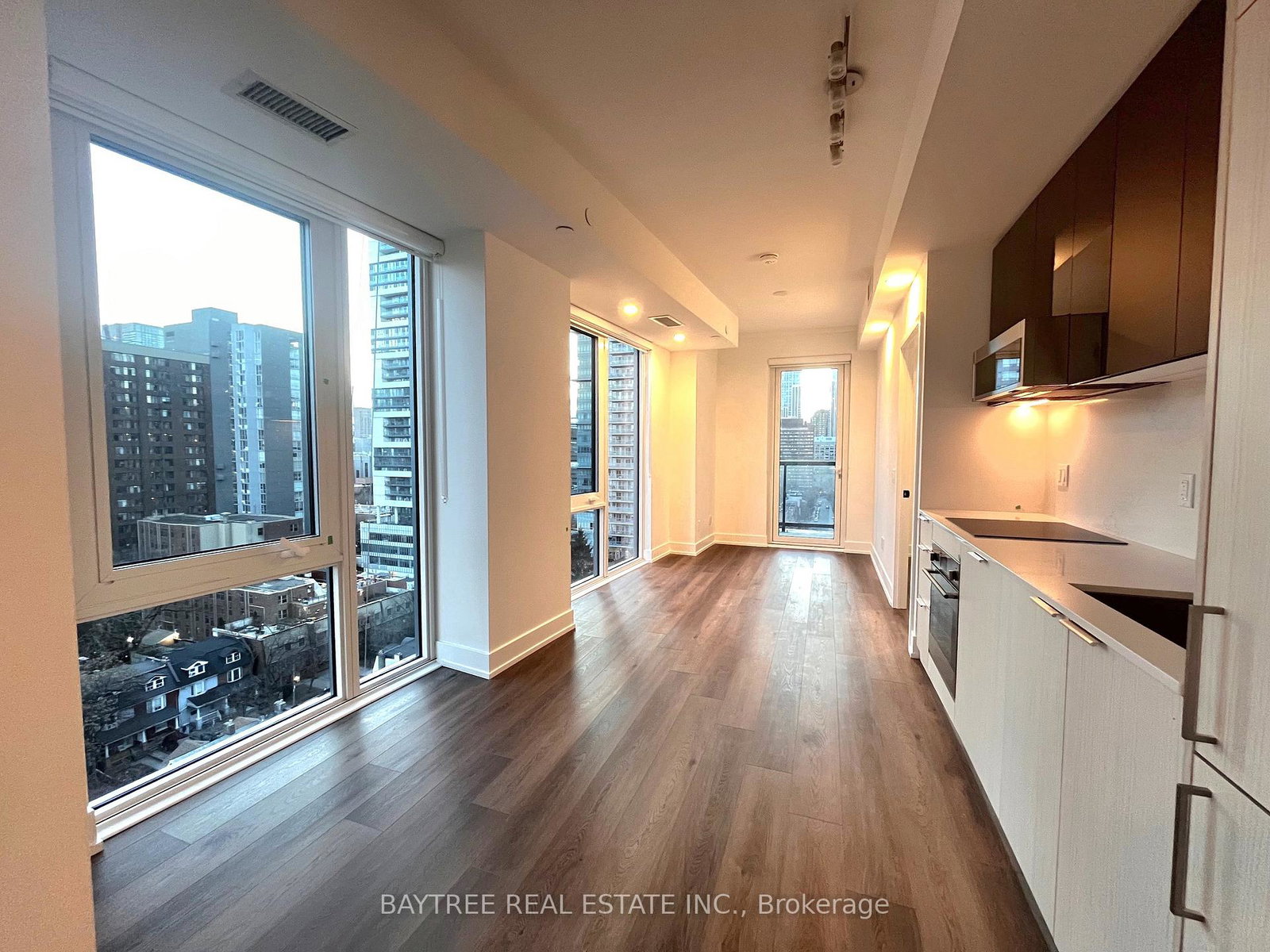 308-jarvis-street-toronto-ontario-c13132822