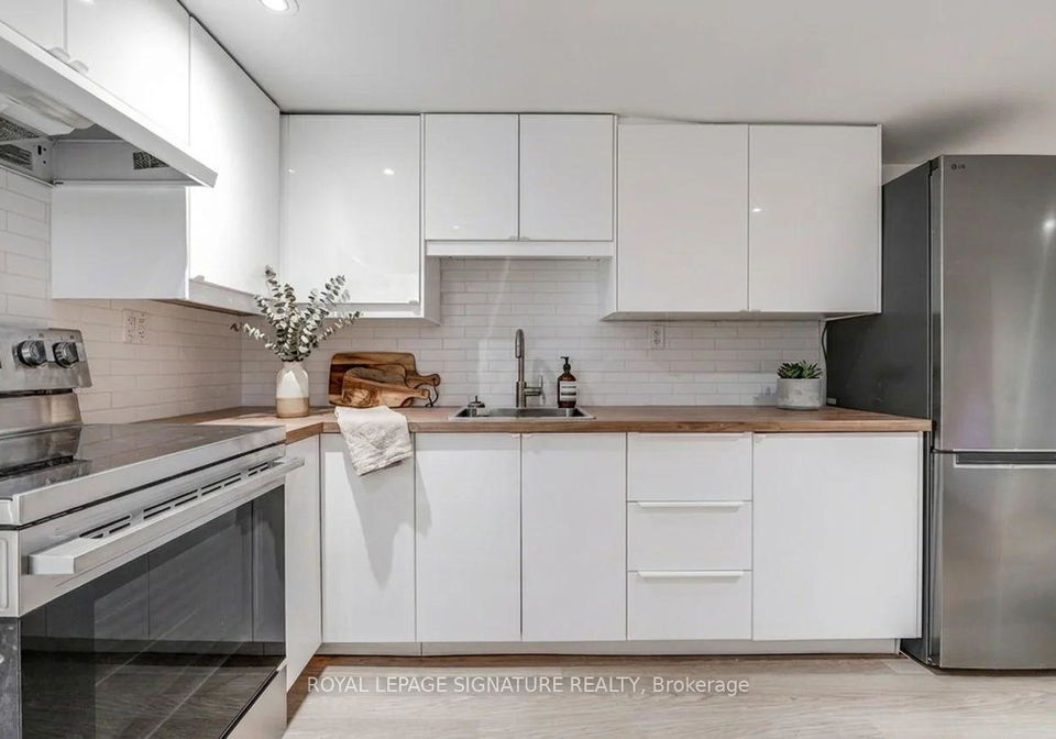 641-ossington-avenue-toronto-ontario-c13132966