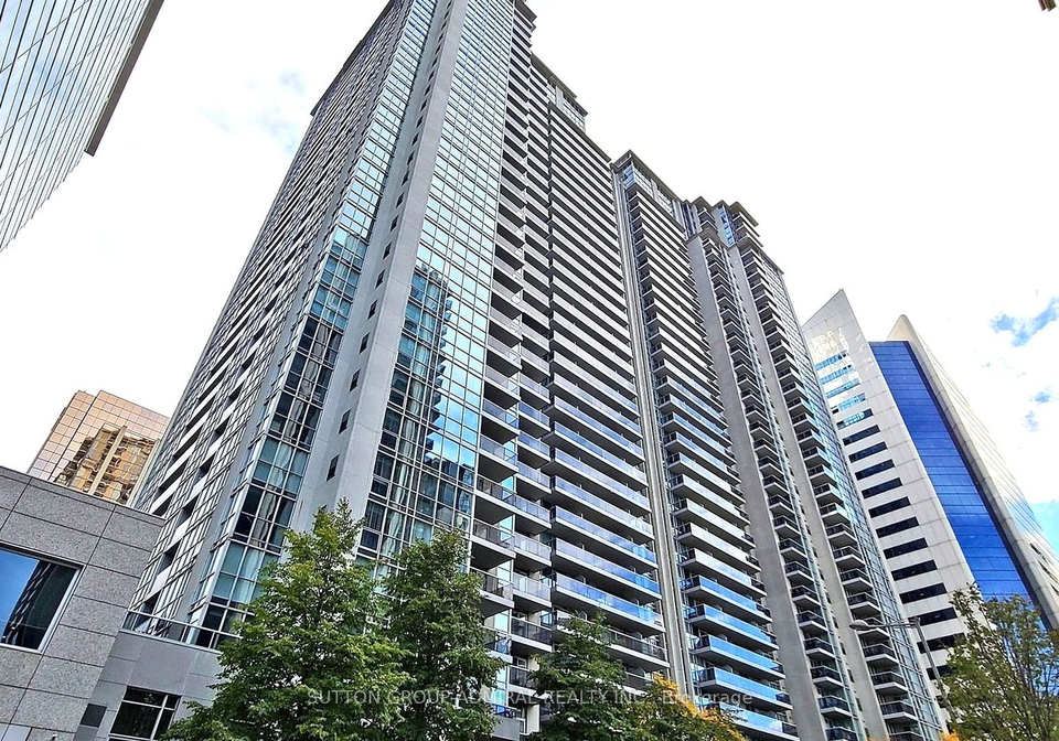 4978-yonge-street-w-toronto-ontario-c13132980