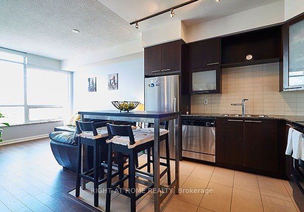 500-sherbourne-street-toronto-ontario-c13132982