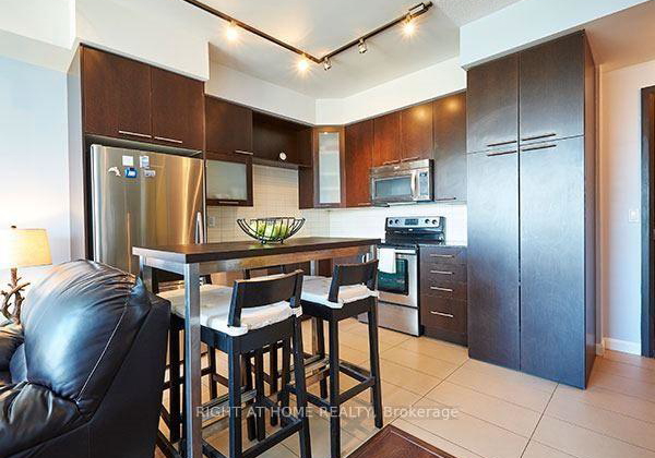 500-sherbourne-street-toronto-ontario-c13132982