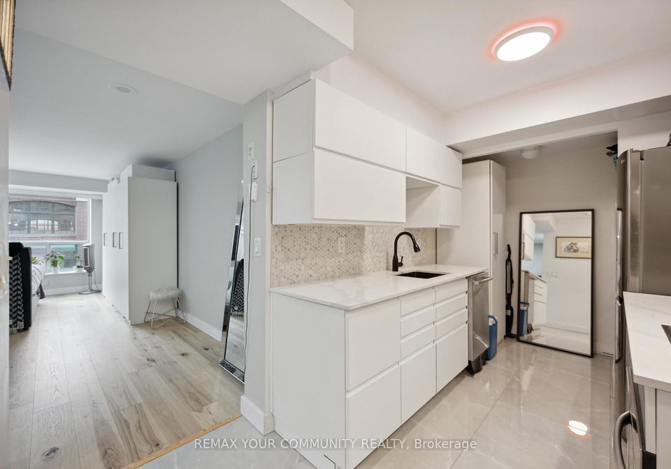 109-front-street-e-toronto-ontario-c13133144