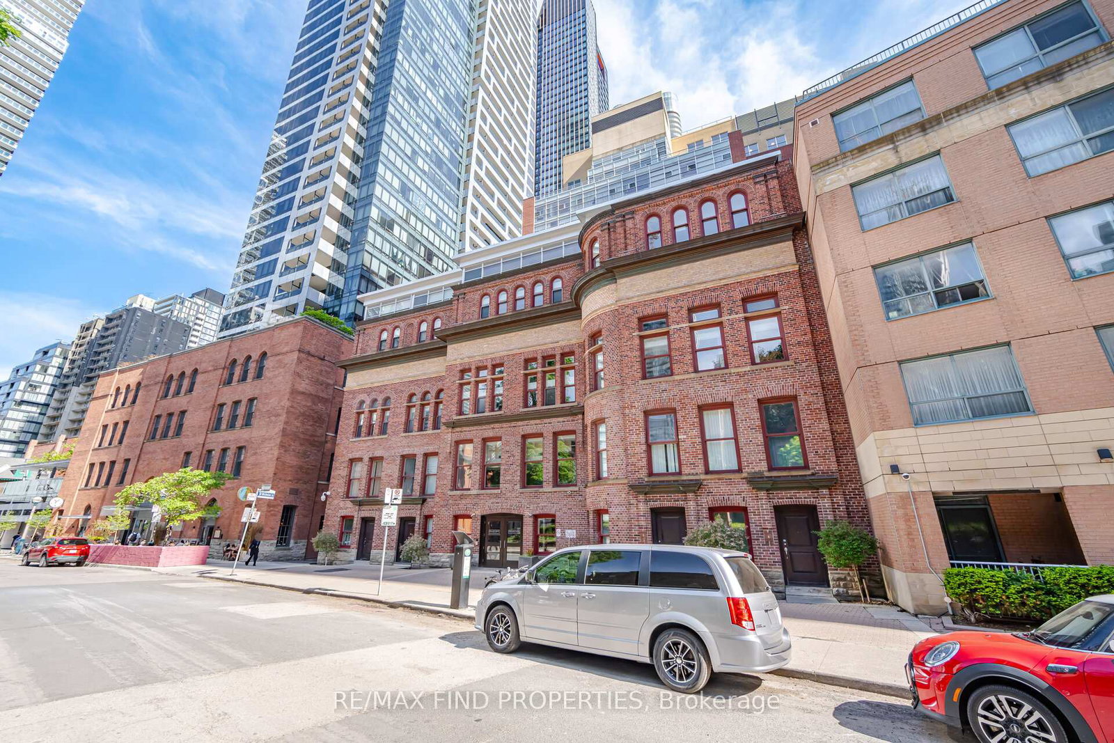 11-st-joseph-street-toronto-ontario-c13133288