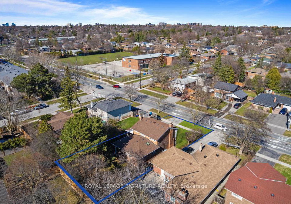 8-underhill-drive-north-york-ontario-c13133294