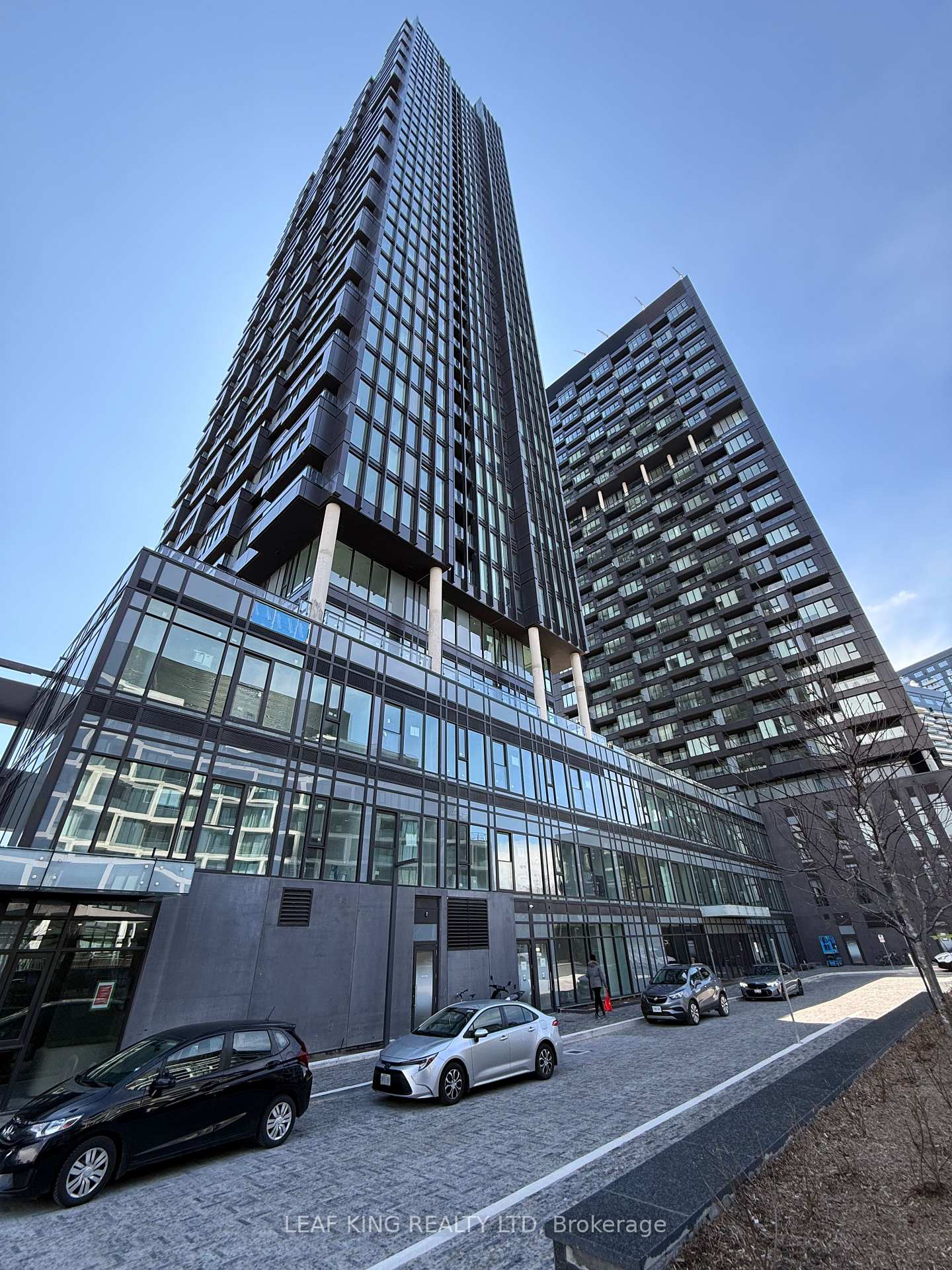1-quarrington-lane-north-york-ontario-c13133360
